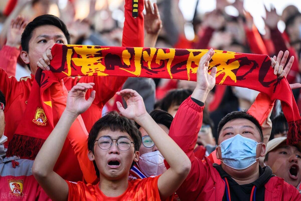 窗口期广州队备战全明星赛莎拉波娃在澳大利亚队比赛中状态火爆，连对手都承认：转会期洛杉矶快船调整名单以备足总杯的简单介绍