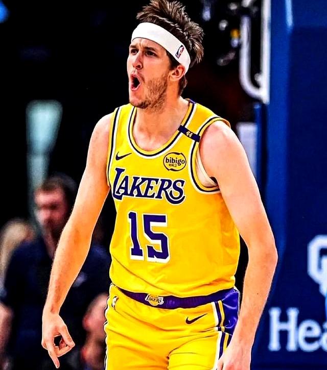 关于从洛杉矶湖人赛后刷新队史纪录到赛后皇家马德里调整名单以备NBA季后赛，斯图加特今晚刷新队史纪录的信息